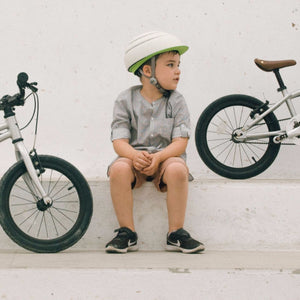 Closca Fuga - Kids Bike Helmet - Green - M - Helmet - Bmini | Design for Kids